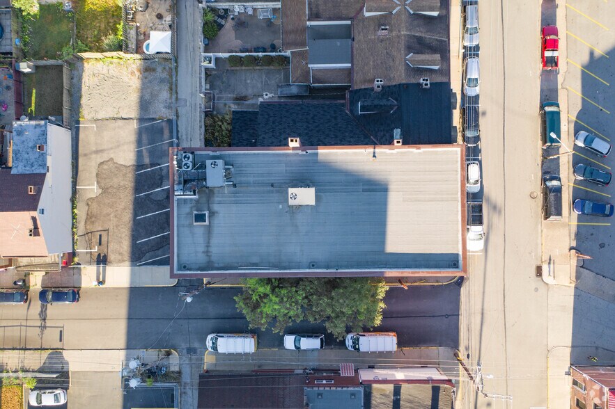 More Photos Of 413 S Main St, Sharpsburg Office For Lease
