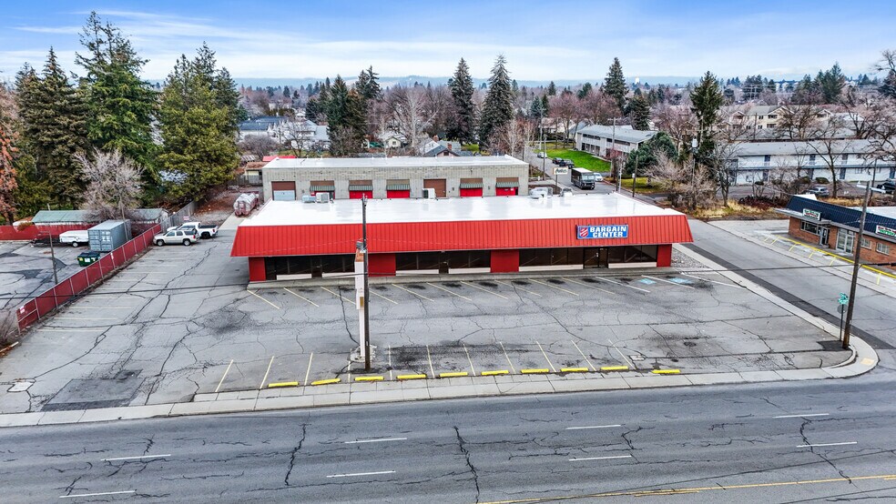 More Photos Of 11211 E Sprague Ave, Spokane Valley Storefront For Sale