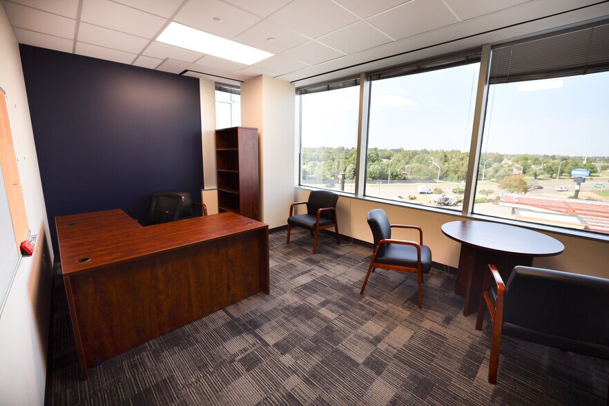 More Photos Of 3817 NW Expressway, Oklahoma City Office For Lease
