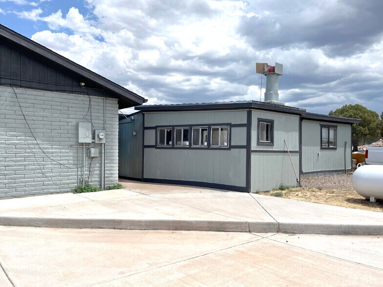 More Photos Of 2891 E Adams St, Show Low Storefront Retail Residential For Sale