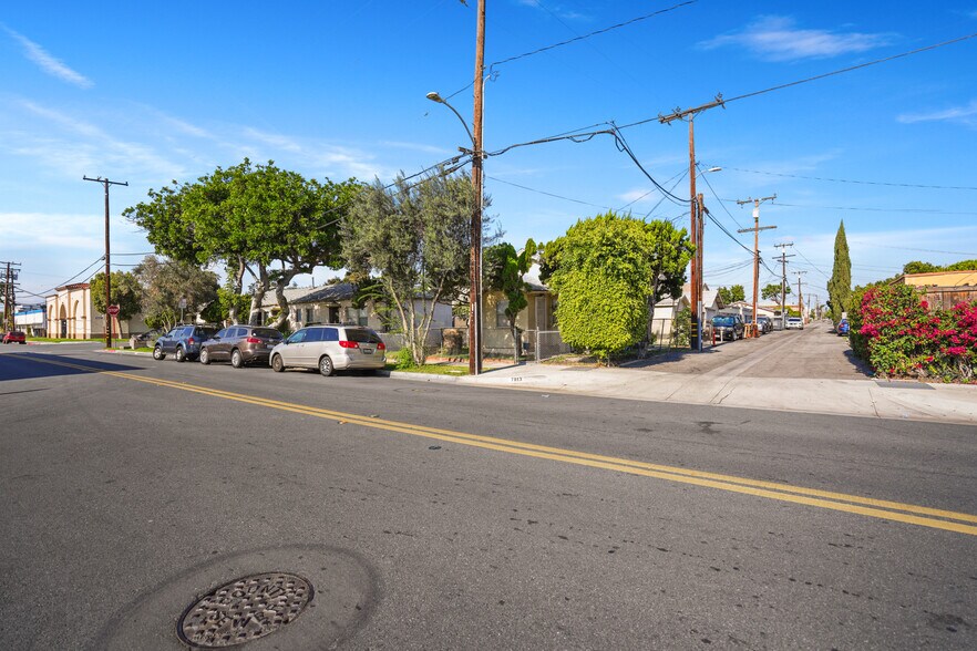 More Photos Of 15954 Vermont Ave, Paramount Multifamily For Sale