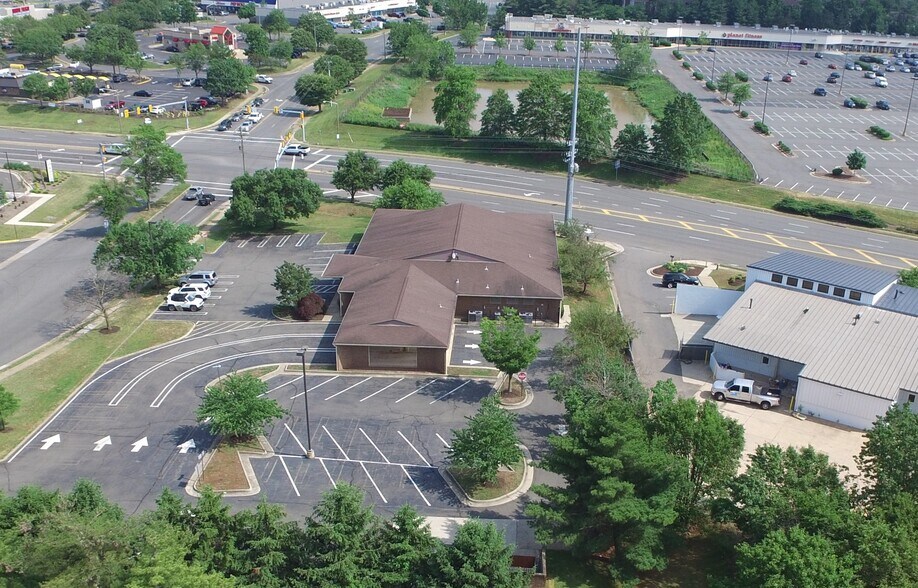 More Photos Of 10830 Balls Ford Rd, Manassas Bank For Lease