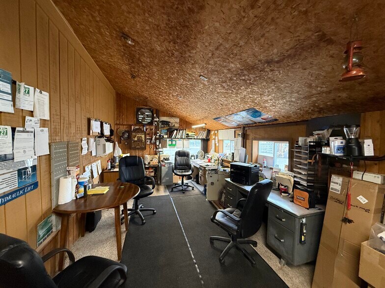 More Photos Of 15279 US 23 S, Presque Isle Marina For Sale