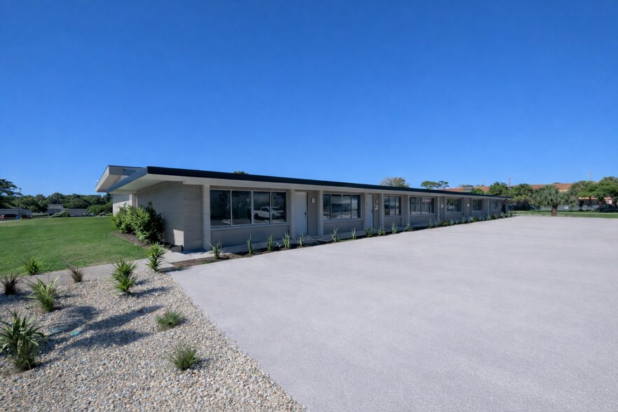 More Photos Of 4726 US-41, Sarasota Religious Facility For Lease