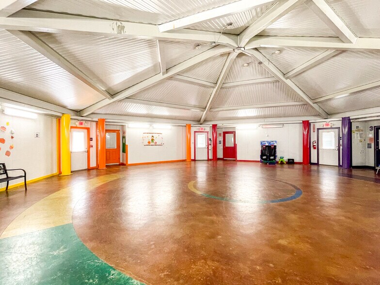 More Photos Of 11637 Sherwood Forest Ct, Baton Rouge Daycare Center For Sale