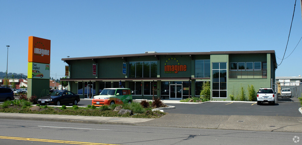 Primary Photo Of 990 Garfield St, Eugene Showroom For Sale