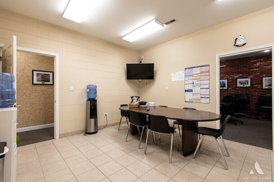 More Photos Of 1021 Maryland Ave, Dolton Manufacturing For Sale