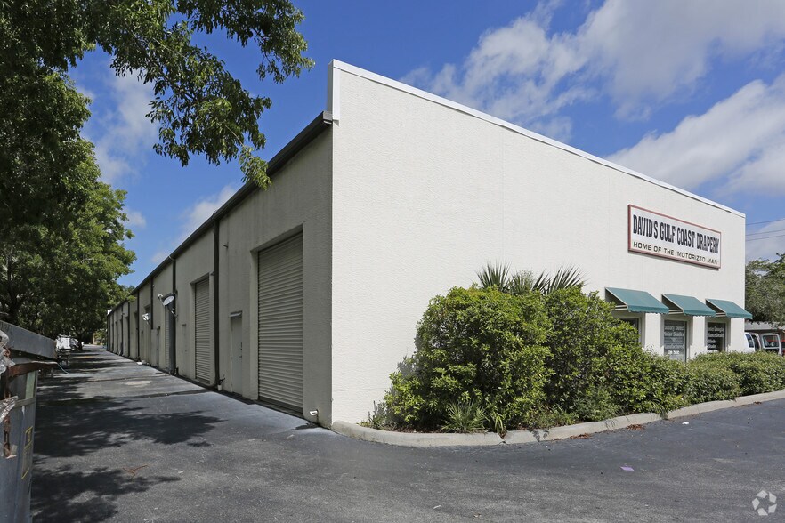 More Photos Of 1810 J And C Blvd, Naples Warehouse For Sale