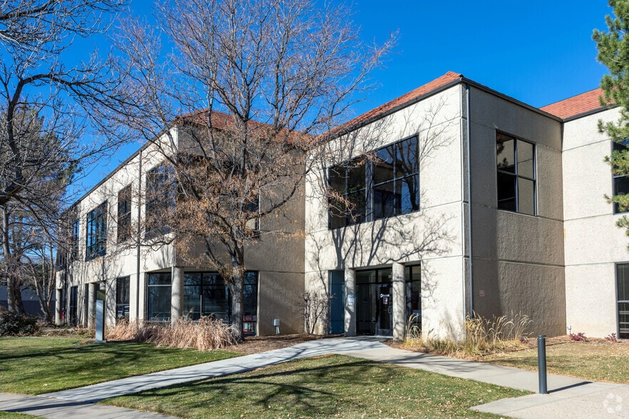More Photos Of 4775 E Walnut St, Boulder Light Distribution For Lease
