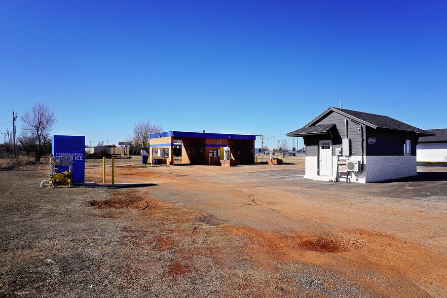 Primary Photo Of 705 Piedmont Road North, Piedmont Carwash For Sale