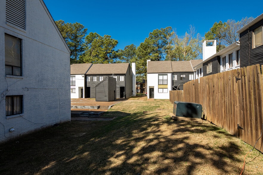 More Photos Of 2780 Raleigh-Lagrange Rd, Memphis Apartments For Sale