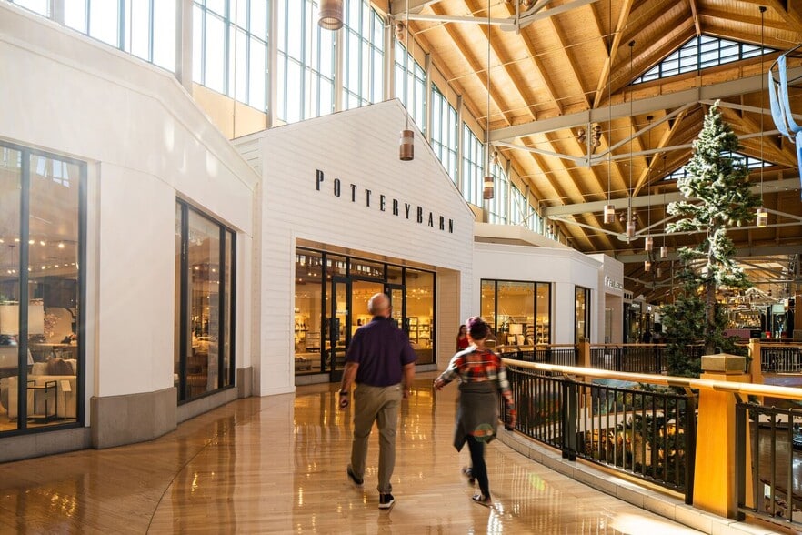 More Photos Of 8401-8515 Park Meadows Center Dr, Lone Tree Unknown For Lease