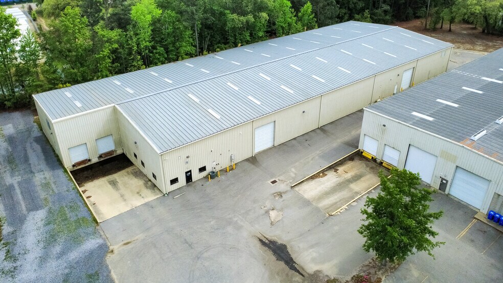 More Photos Of 3241 Benchmark Dr, Ladson Warehouse For Sale