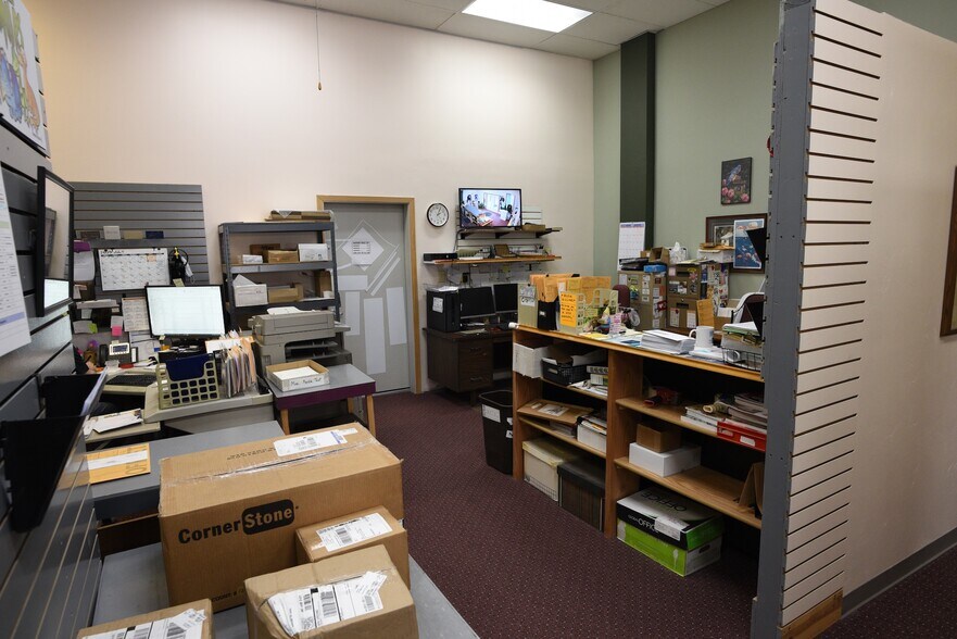 More Photos Of 316 Main Street West, Ashland Storefront Retail Office For Sale
