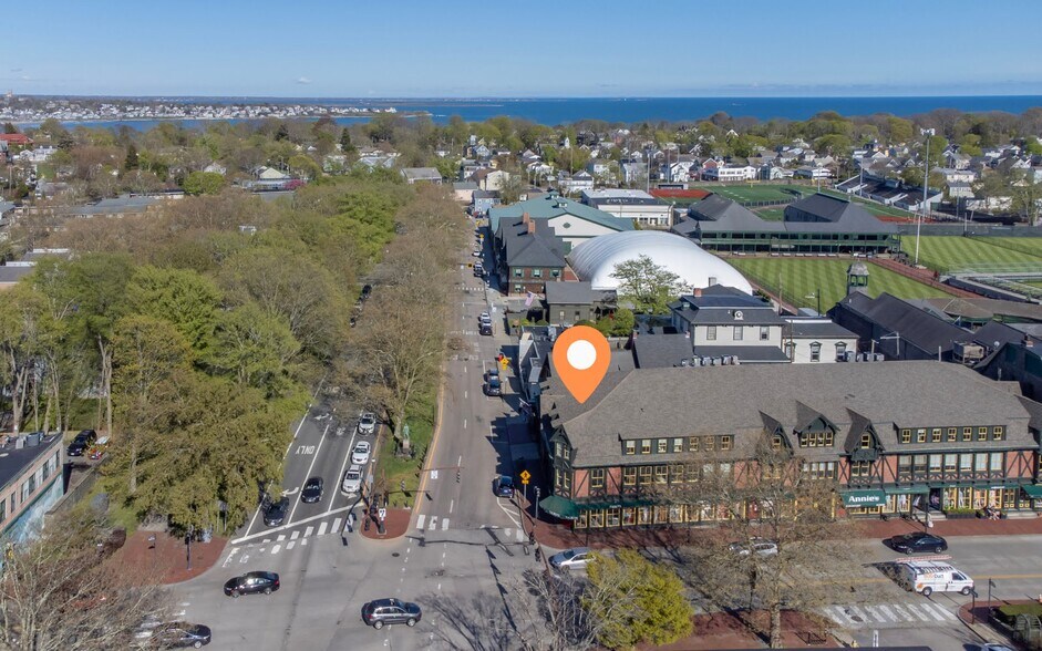 More Photos Of 160-184 Bellevue Ave, Newport General Retail For Lease