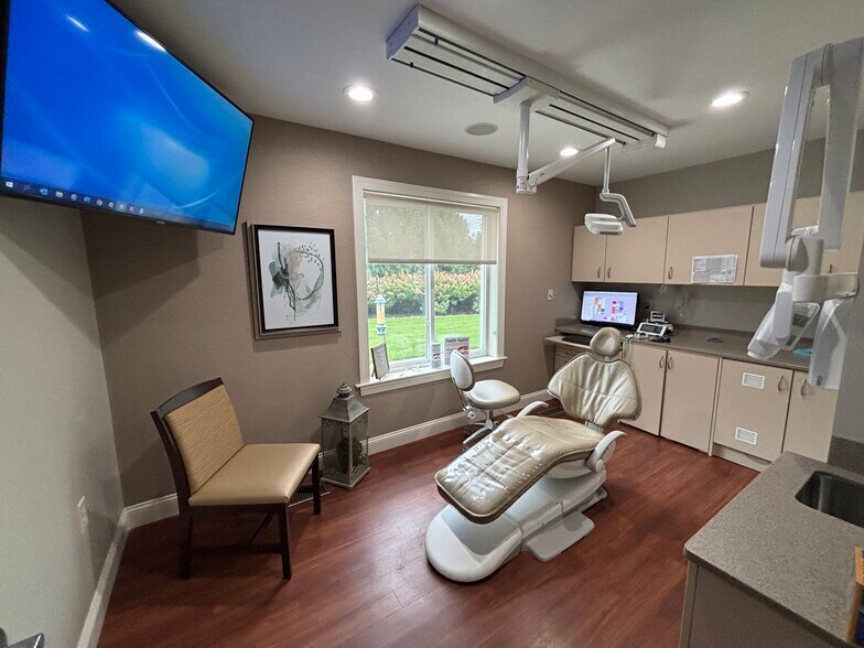 More Photos Of 340 Egg Harbor Rd, Sewell Medical For Lease