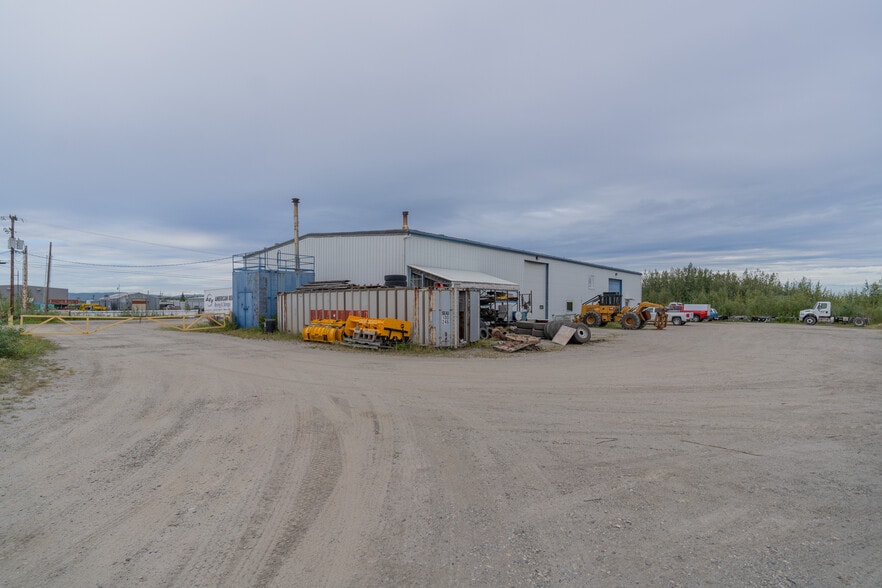 More Photos Of 1285 Queens Way, Fairbanks Warehouse For Sale