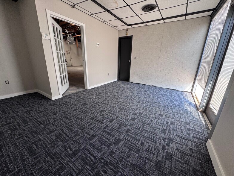 More Photos Of 4466 S 74th Ave, Tulsa Manufacturing For Sale