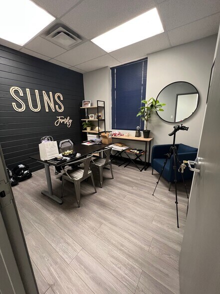 More Photos Of 3773 Monarch St, Frederick Warehouse For Lease