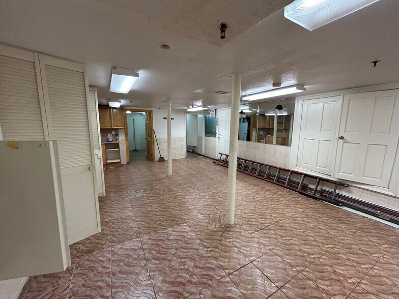 More Photos Of 1025 Rogers Ave, Brooklyn Storefront For Lease