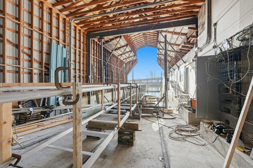 More Photos Of 3828 Railway Ave, Everett Marina For Sale
