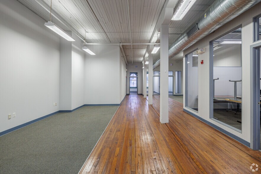 More Photos Of 307 W Baltimore St, Baltimore Loft Creative Space For Lease