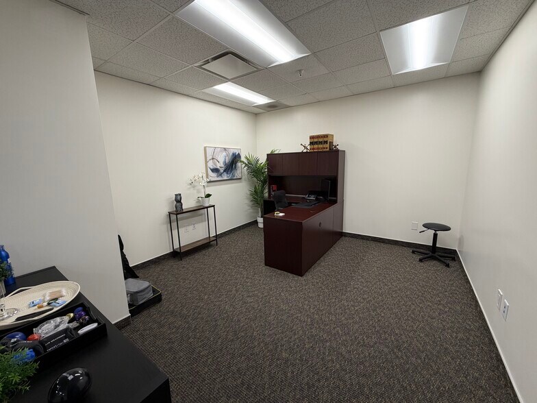 More Photos Of 2501 Davidson Dr, Monterey Park Loft Creative Space For Sale