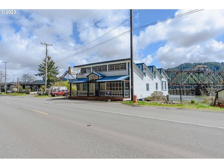 More Photos Of 6750 Or-126 Hwy, Florence Marina For Sale
