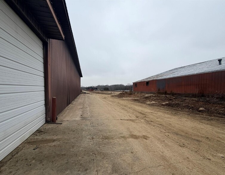More Photos Of 3191 Highway 50, Beaufort Warehouse For Sale