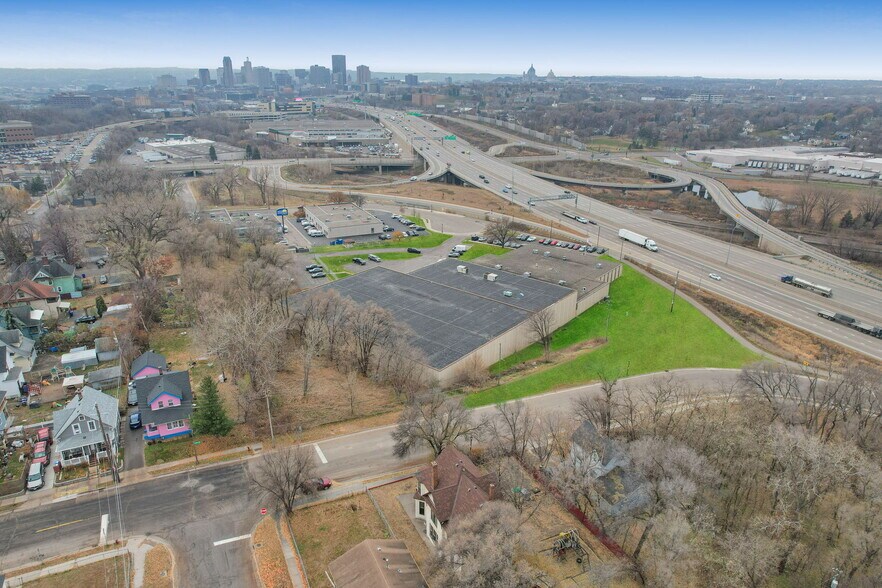 More Photos Of 301 York Ave, Saint Paul Manufacturing For Sale