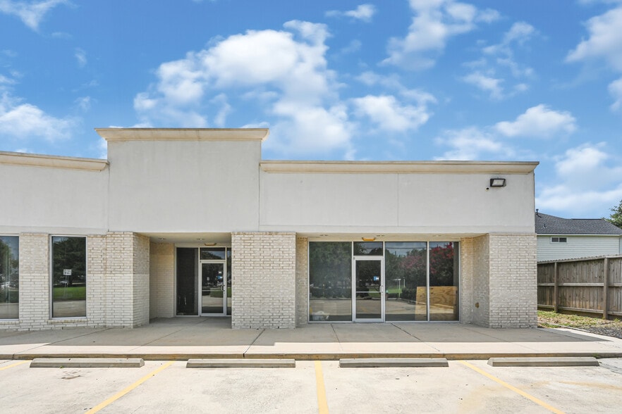More Photos Of 4690 Burke Rd, Pasadena Storefront Retail Office For Sale