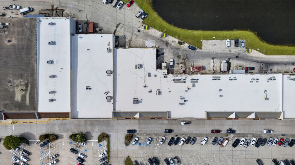 More Photos Of 14286 Beach Blvd, Jacksonville Beach General Retail For Sale