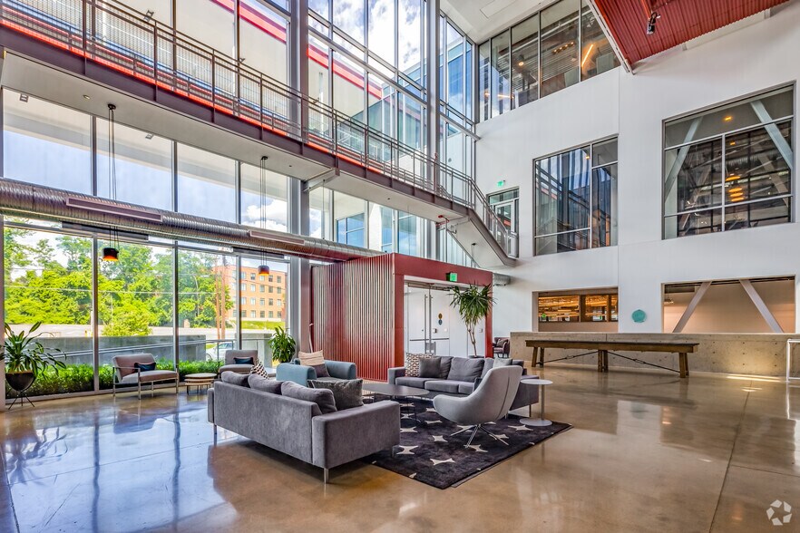 More Photos Of 12358 Parklawn Dr, North Bethesda Office For Lease