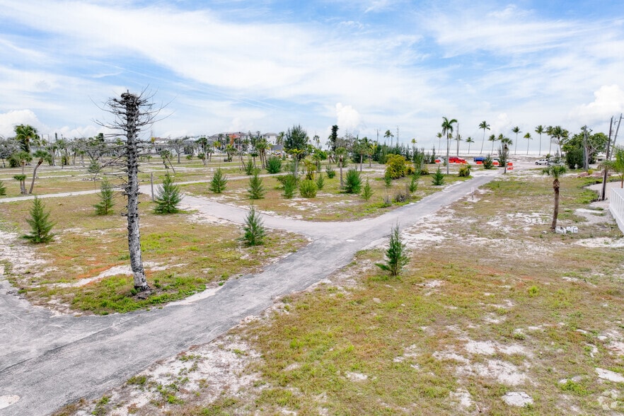 More Photos Of 2945 Estero Blvd, Fort Myers Beach Land For Sale