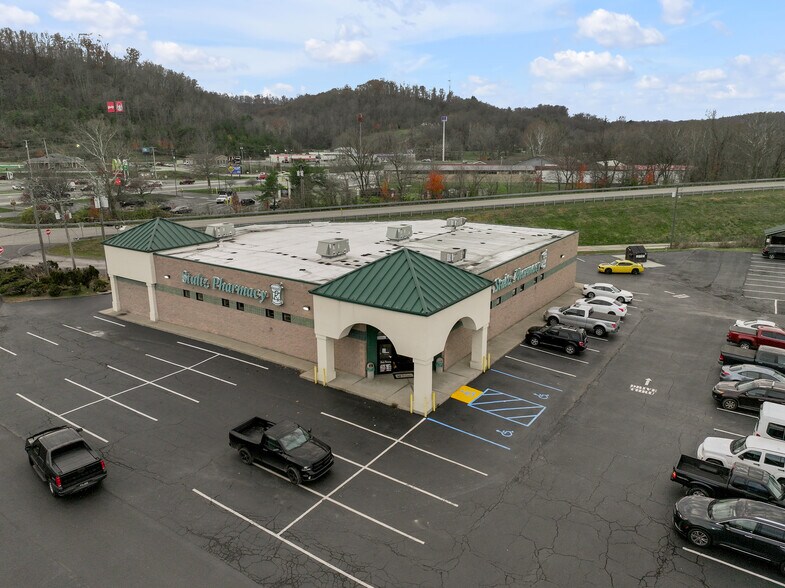 More Photos Of 1629 Ashland Rd, Greenup Freestanding For Sale