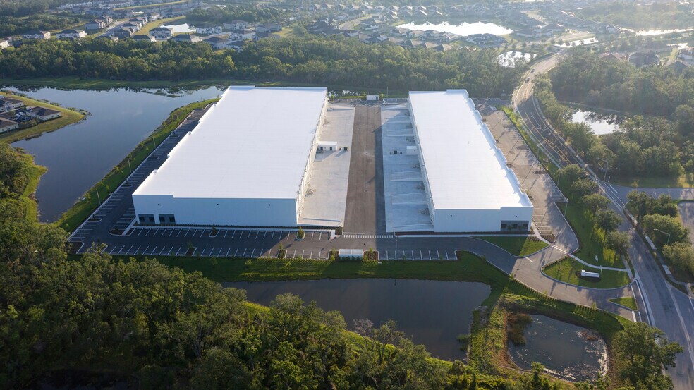 More Photos Of 11125 Gatewood Dr, Lakewood Ranch Unknown For Lease