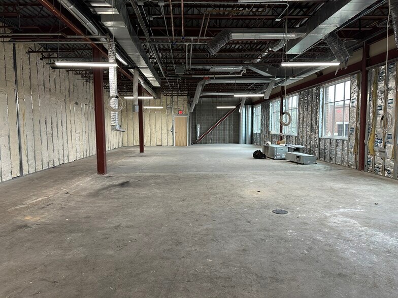 More Photos Of 85 E 8th St, Holland Medical For Sale