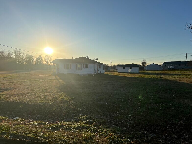 More Photos Of 3103 Wood Haven St, Paragould Office For Sale