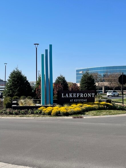 More Photos Of 3915 E 96th St, Indianapolis Storefront For Lease