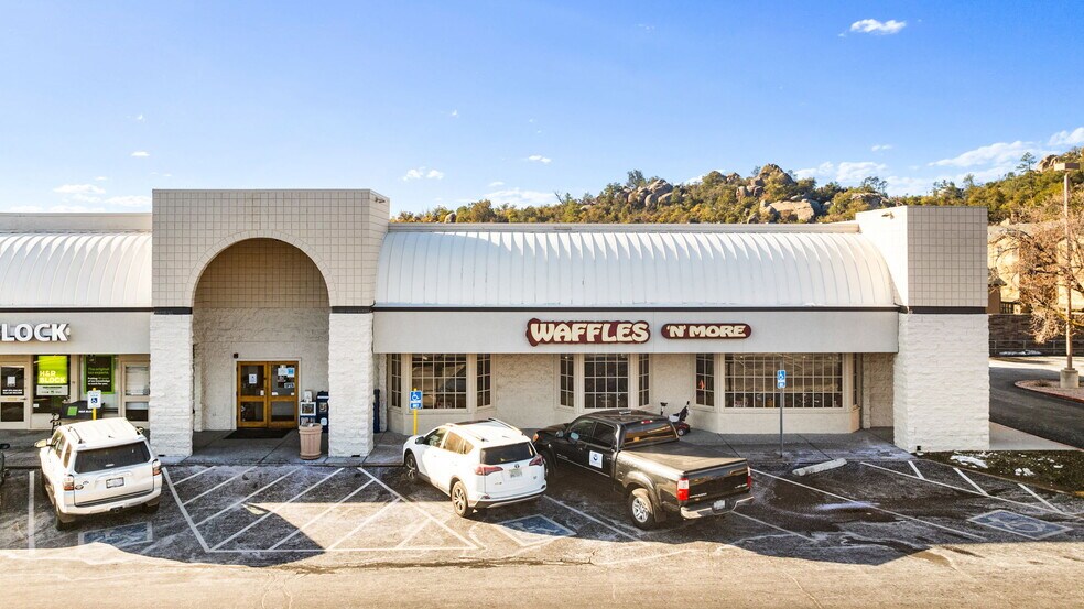 More Photos Of 1365-1385 Iron Springs Rd, Prescott Unknown For Lease
