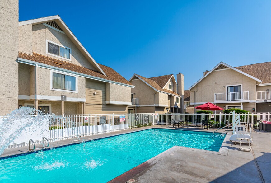 More Photos Of 1530 Howe Ave, Sacramento Hotel For Sale