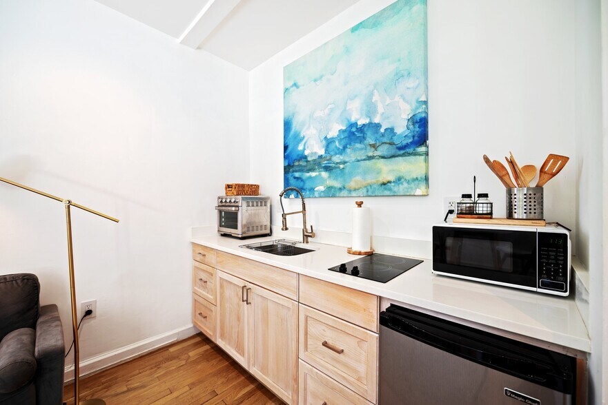 More Photos Of 36 Phoenetia Ave, Coral Gables Apartments For Sale