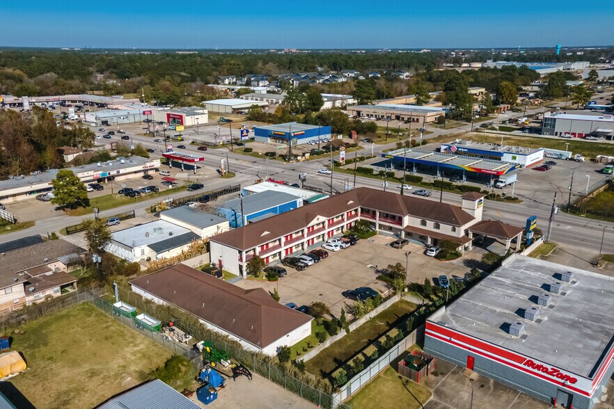 More Photos Of 11275 Jones Rd, Houston Hotel For Sale