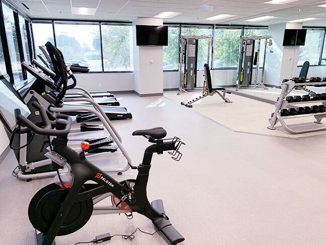 More Photos Of 1231 Greenway Dr, Irving Office For Lease