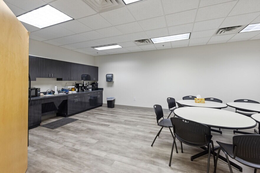 More Photos Of 3401 Gresham Lake Rd, Raleigh Distribution For Lease