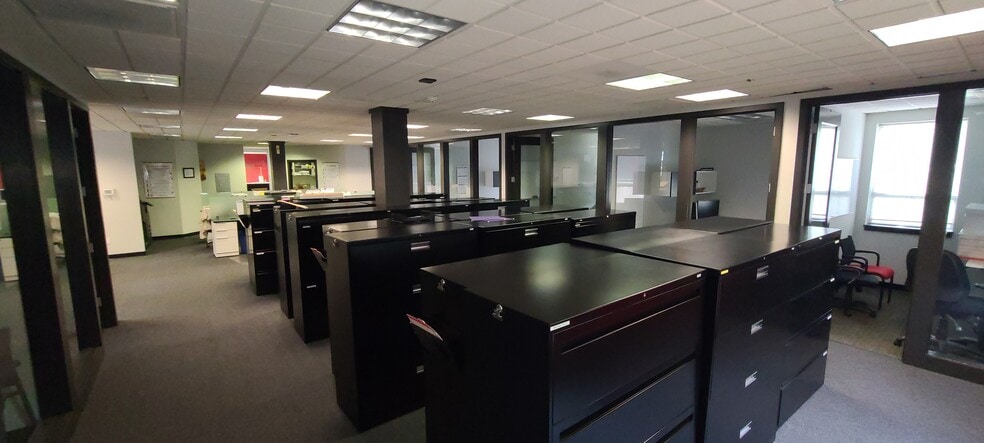 More Photos Of 7300 Healdsburg Ave, Sebastopol Office For Sale