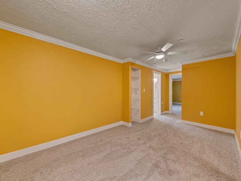 More Photos Of 142 Country Club Dr, Waynesville Hospitality For Sale