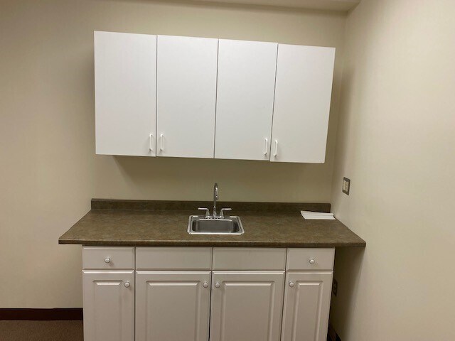 More Photos Of 221 Boston Post Rd E, Marlborough Office For Lease