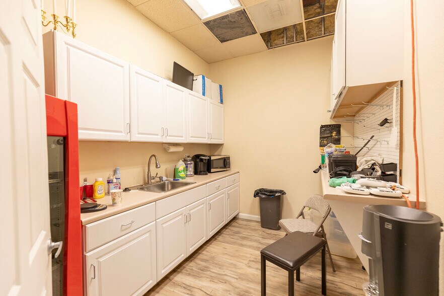 More Photos Of 4881 Granite Dr, Rocklin Storefront Retail Office For Sale