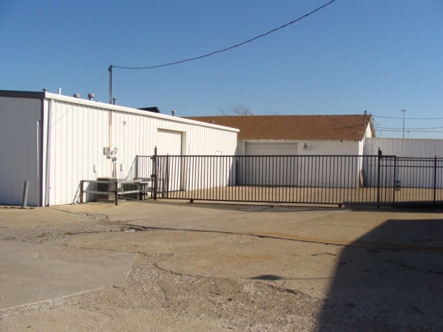 More Photos Of 710 E IH 30, Garland Freestanding For Lease